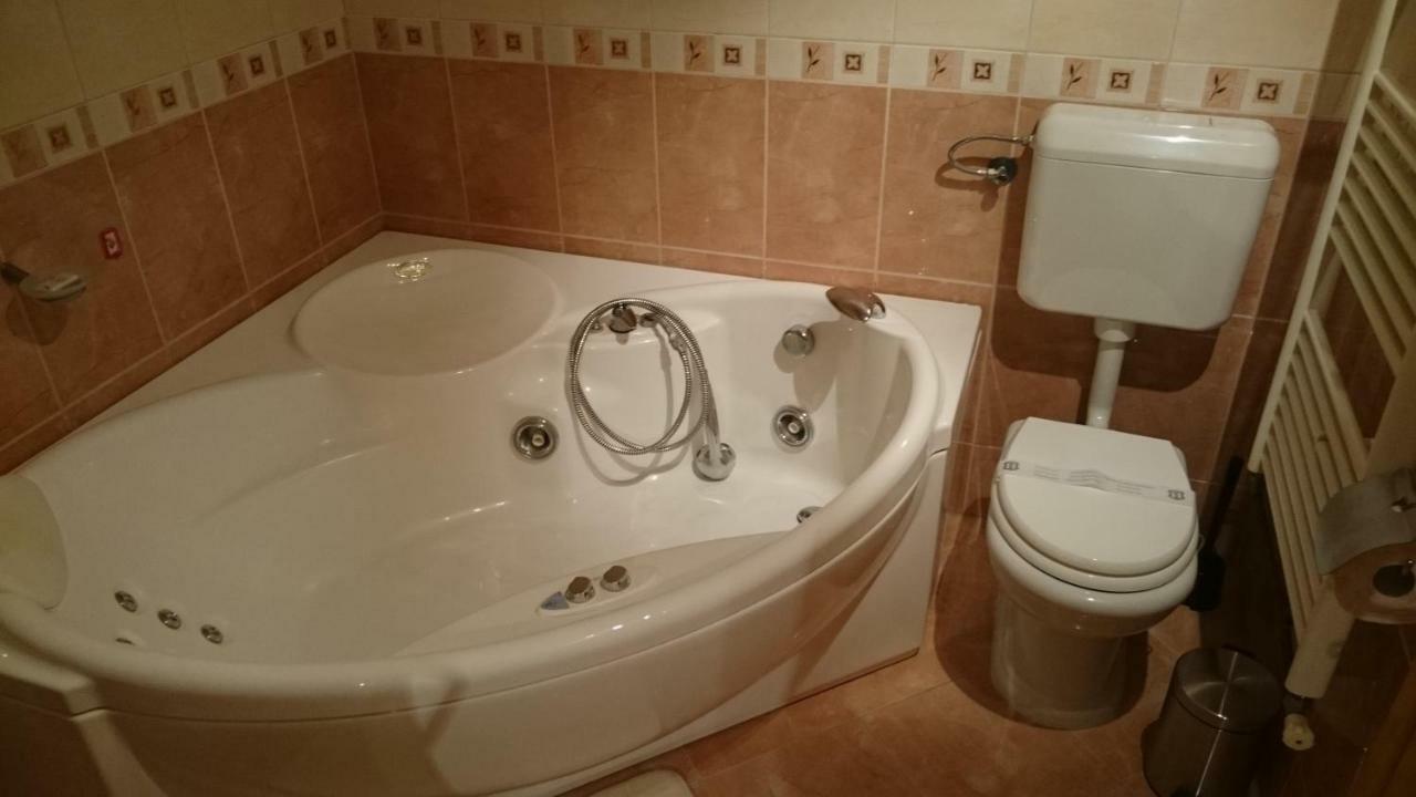 Apartment Kosić Zgaljic Bagian luar foto