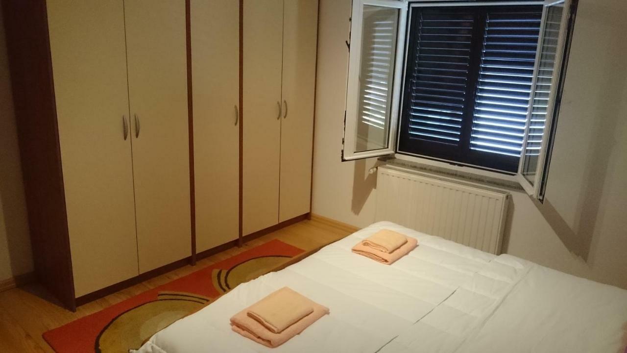 Apartment Kosić Zgaljic Bagian luar foto