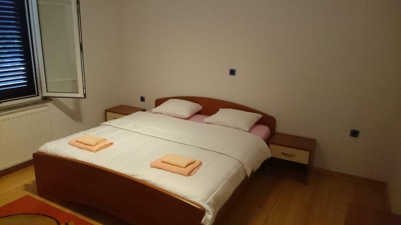 Apartment Kosić Zgaljic Bagian luar foto