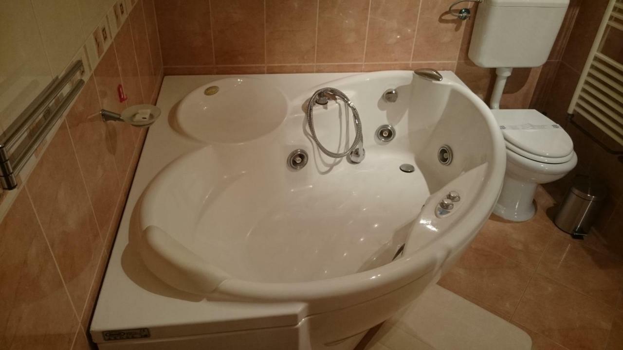 Apartment Kosić Zgaljic Bagian luar foto